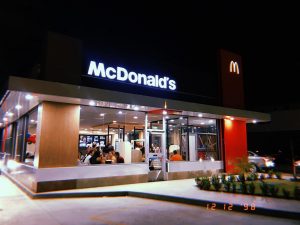 McDonald’s abre mais de 20 vagas de emprego na Paraíba