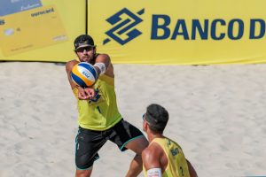 Vitor Felipe/Renato vence terceira etapa do Circuito Brasileiro de vôlei de praia