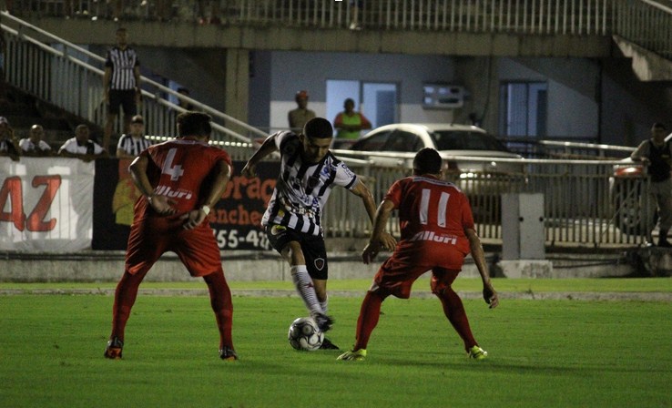 CBF responde reclamação do Botafogo-PB e garante árbitro paranaense em jogo do clube contra o Paysandu