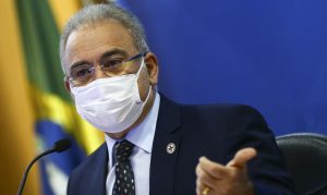 Queiroga admite baixa procura de vacina contra gripe e sarampo, mas isenta Governo