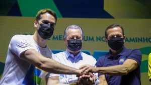 Com “fraturas expostas”, PSDB retoma votação eletrônica das prévias para escolher presidenciável