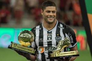 Hulk renova o contrato com o Atlético Mineiro até o fim de 2024