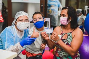 Vacina CoronaVac deve começar a ser aplicada em crianças de 6 a 11 anos nesta quarta-feira (26), em Campina Grande