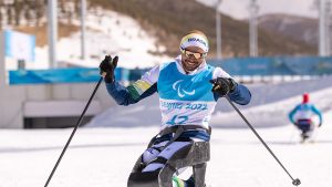 Paraibano Robelson Lula estreia na Paralimpíada de Inverno de Pequim no esqui cross-country
