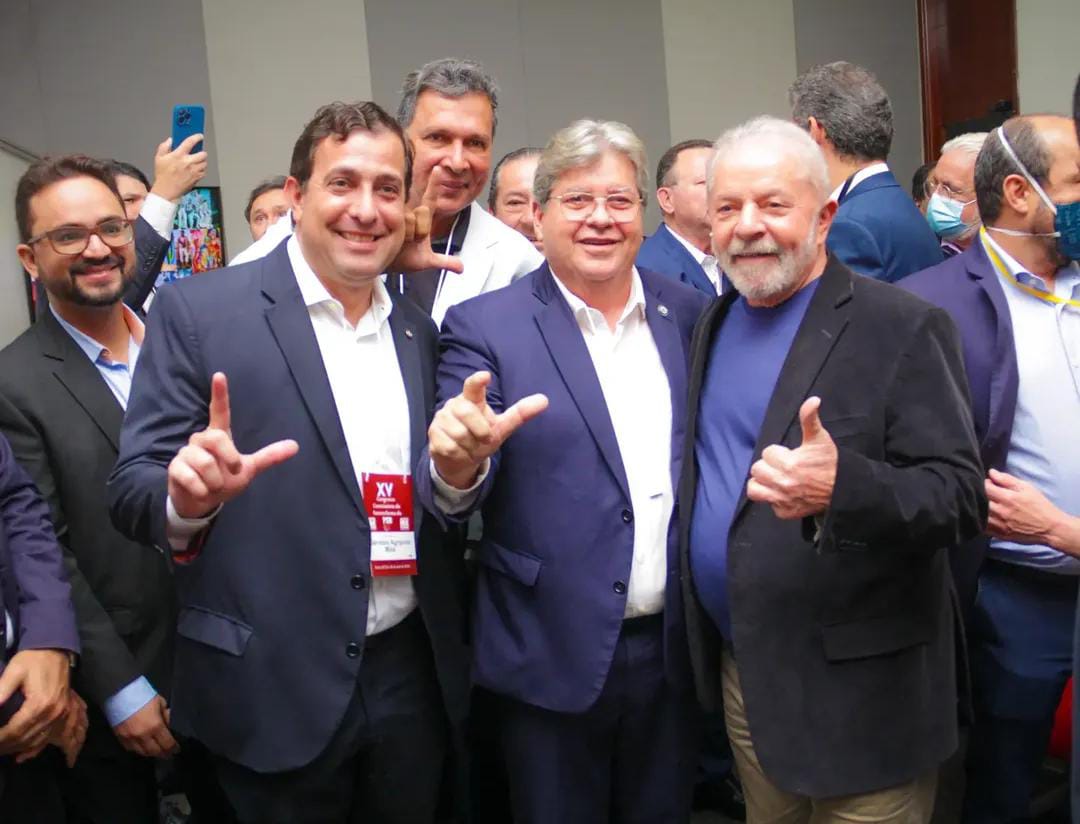 Azevêdo trabalha para evitar que Lula escolha o palanque de Veneziano na Paraíba