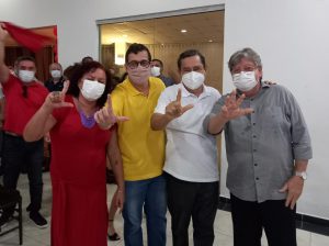 Anísio Maia assina filiação ao PSB após suspensão imposta pelo PT