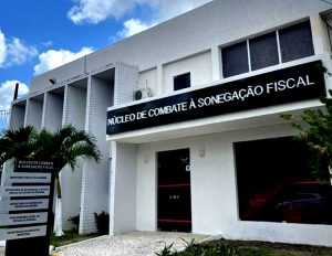 Auditor fiscal é preso acusado de extorquir empresários na Paraíba