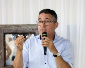 Na Paraíba: Justiça cassa mandatos de prefeito e do vice por captação ilícita de votos
