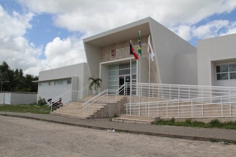 MP aciona ex-gestores por ‘fantasmas’ em prefeitura paraibana