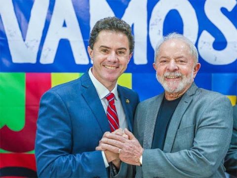 Após encontro com Lula, Veneziano quer ampliar convergências com petista na reta final do 1º turno