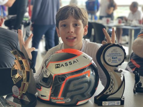 Piloto paraibano de 11 anos se inspira em campeão da Fórmula 1 para alcançar carreira profissional