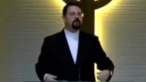 Pastor de Campina Grande diz que vai expulsar da igreja quem vota em Lula; confira vídeos