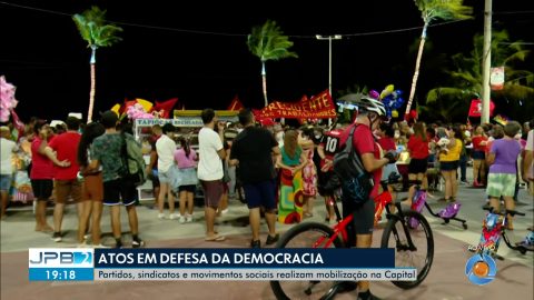 Após ataques em Brasília, movimentos de esquerda realizam atos em defesa da democracia