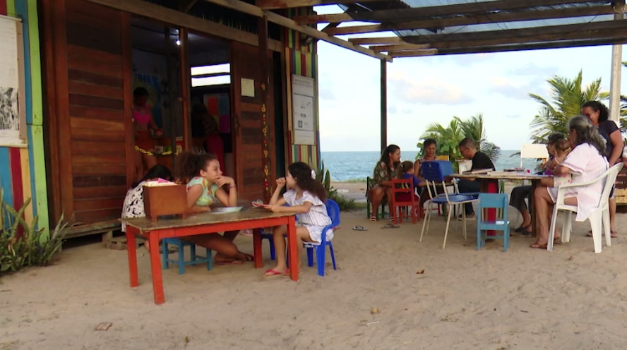 Biblioteca do Mar cria novos leitores no Litoral Sul da Paraíba