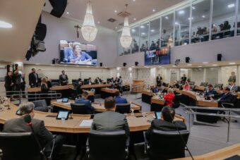 Efeito cascata: ALPB pode perder seis deputados em 2026 com revisão do Censo