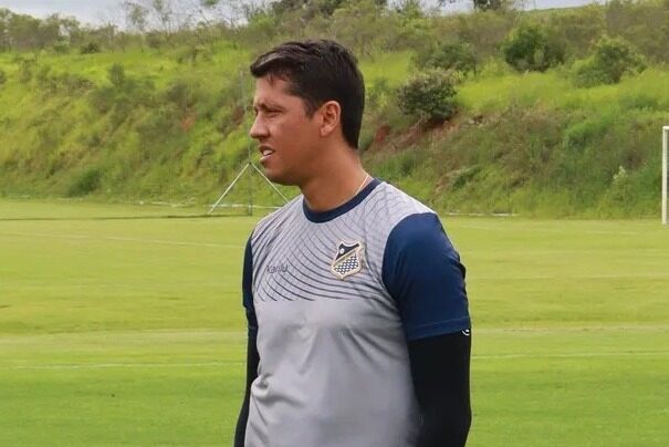 Ex-Botafogo-PB, Carpini quer fazer história com o Água Santa em 2023 diante do Palmeiras