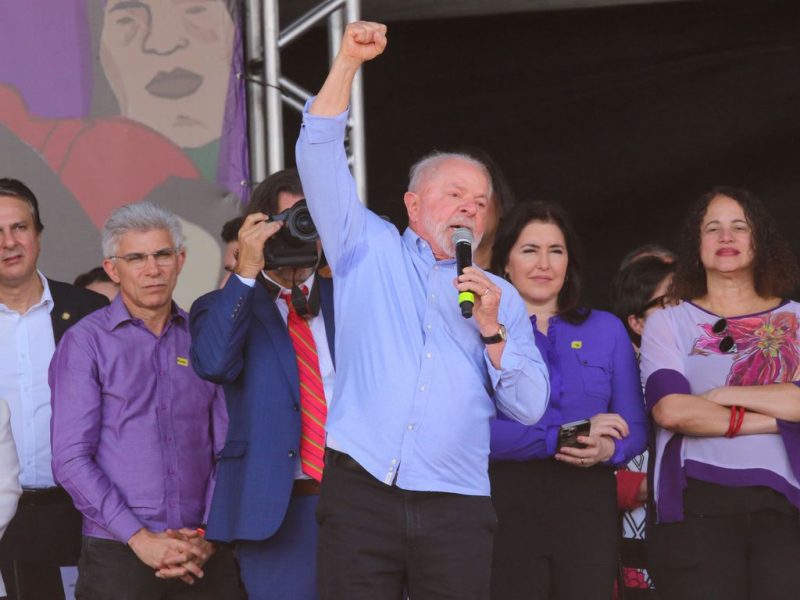 Marcha das Margaridas: Lula anuncia programa de reforma agrária e plano de prevenção ao feminicídio