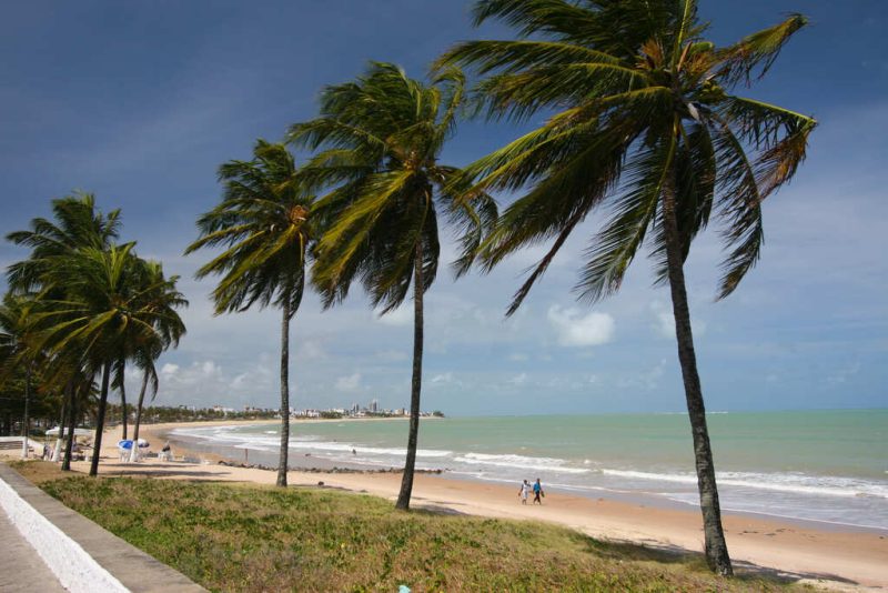 Praias impróprias para banho na Paraíba: veja trechos para evitar