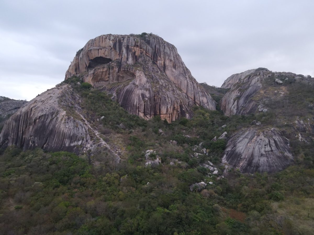Pedra da Boca é reconhecida como local chave para patrimônio geológico mundial