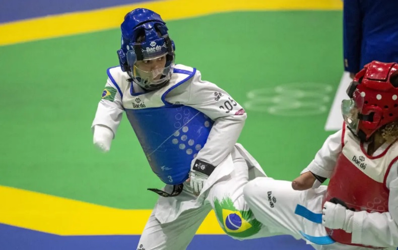 Após ouro no Grand Prix, Silvana Fernandes mira no Mundial de taekwondo