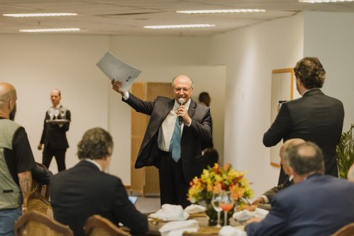 Alckmin escuta demandas do setor produtivo paraibano em reunião com empresários em Brasília