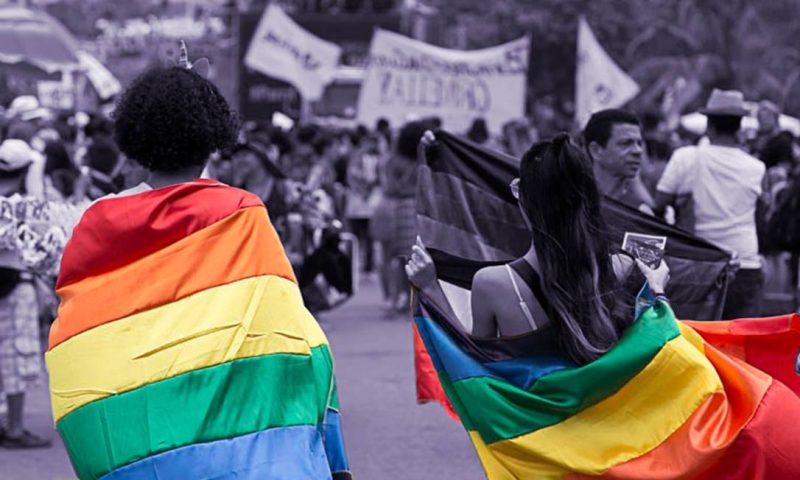 Mulheres do PSB pedem veto ao projeto que proíbe crianças na Parada LGBTQI+ em João Pessoa