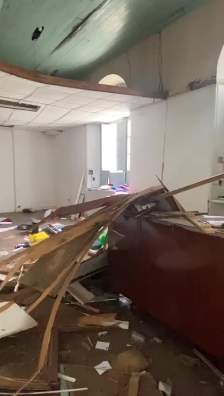Imagens mostram interior de prédio da Academia de Comércio após desabamento em João Pessoa