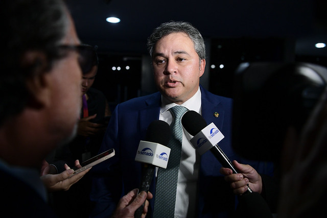 Efraim Filho e outros líderes no Senado cobram a Pacheco devolução de MP da Reoneração