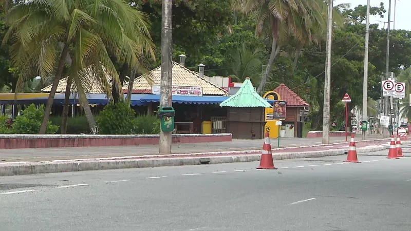 Pagamento de multa deve substituir demolição de barracas na Praia do Cabo Branco, diz superintendente