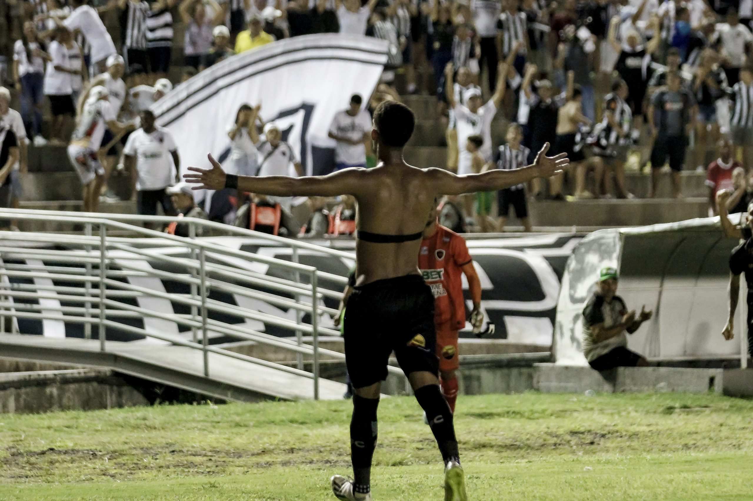 Botafogo-PB x Nacional de Patos, Erick