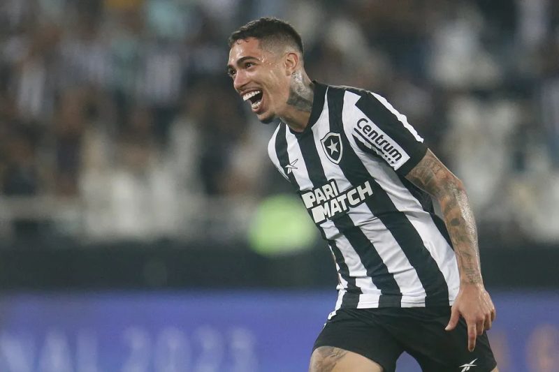 Laterais paraibanos, Hugo e Pedro Lima se destacam por Botafogo e Sport em 2024