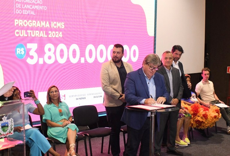 Quais são os investimentos culturais do governo da Paraíba que devem somar R$ 50 milhões
